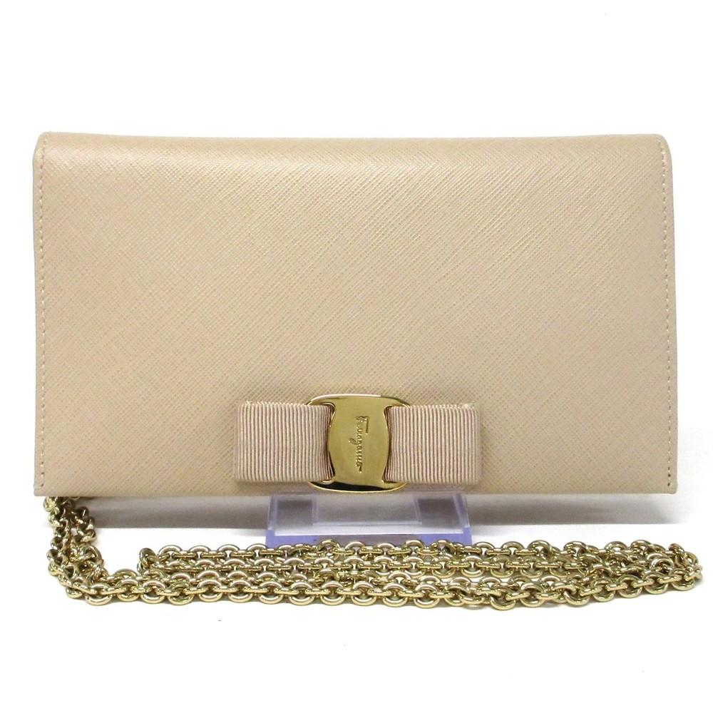 Salvatore Ferragamo Vara Chain Wallet Ivory